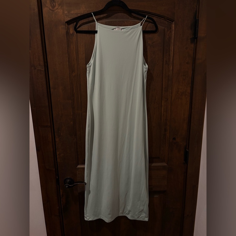 Elegant Sleeveless Green Dress
